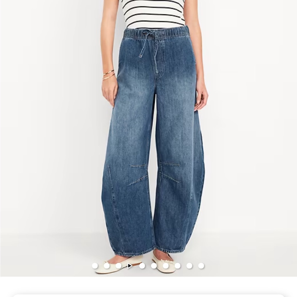 Old Navy high waisted pull on barrel jeans